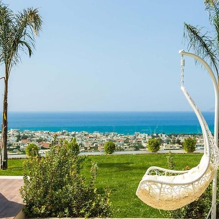 Villa Emilia I Luxury, Amazing Seaview, Next To The Town Kissamos Exterior photo